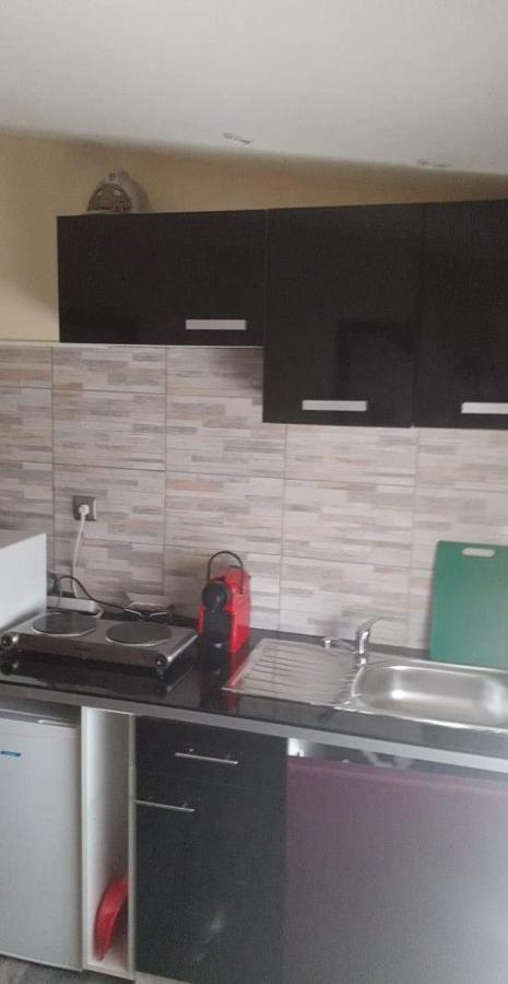 Апартаменти Studio 2 Ou 3 Places Verdun-sur-le-Doubs Екстер'єр фото